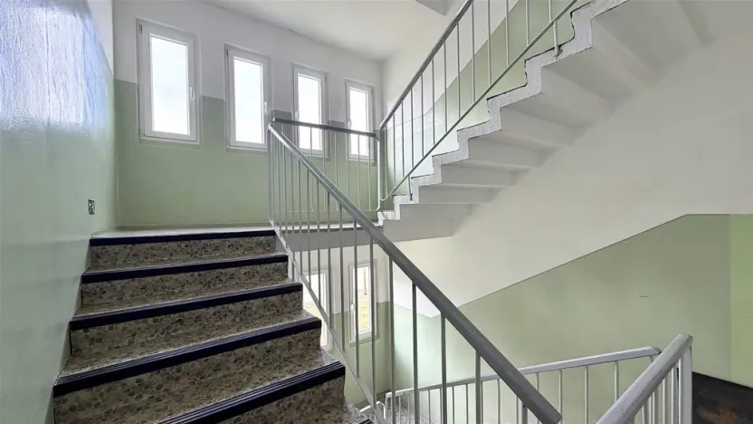 Prodej bytu 1+1, Cheb, 17. listopadu, 34 m2