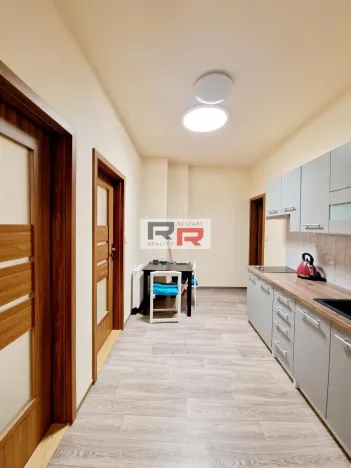 Pronájem pokoje, Olomouc, 8. května, 17 m2