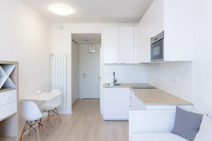 Pronájem bytu 1+kk, Praha - Vysočany, Poděbradská, 18 m2