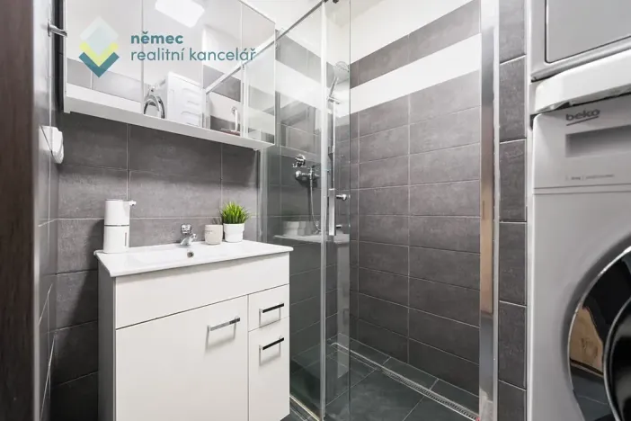 Prodej bytu 3+1, Praha - Kbely, Martinická, 79 m2