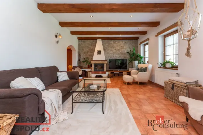 Prodej rodinného domu, Malonty - Jaroměř, 200 m2