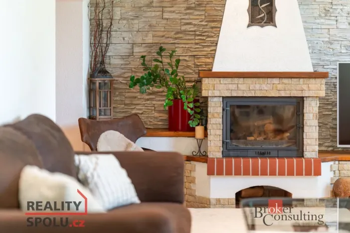 Prodej rodinného domu, Malonty - Jaroměř, 200 m2