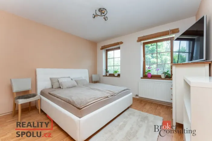 Prodej rodinného domu, Malonty - Jaroměř, 200 m2