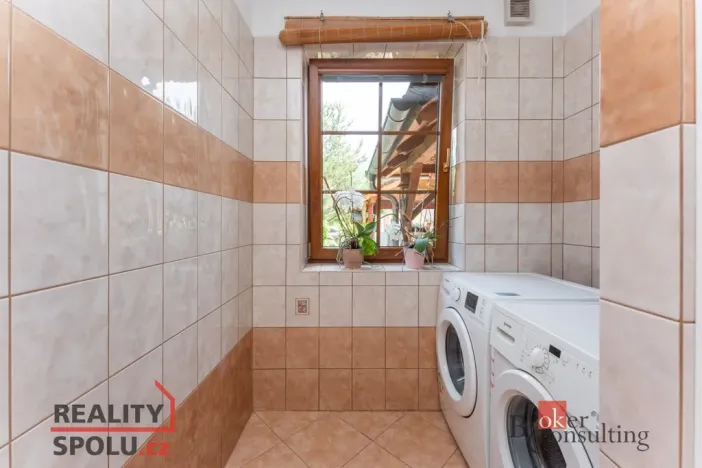 Prodej rodinného domu, Malonty - Jaroměř, 200 m2