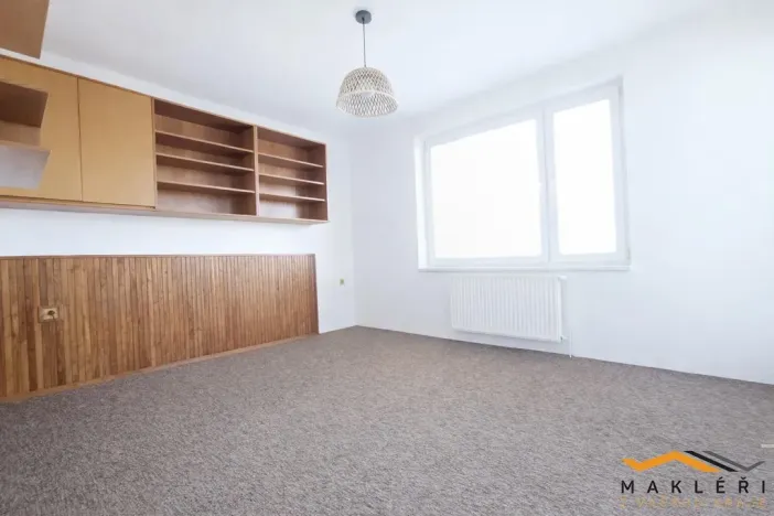 Pronájem bytu 3+1, Jindřichův Hradec - Jindřichův Hradec IV, Mládežnická, 79 m2