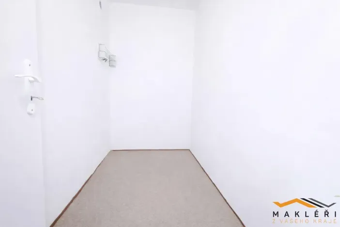 Pronájem bytu 3+1, Jindřichův Hradec - Jindřichův Hradec IV, Mládežnická, 79 m2