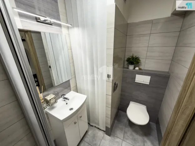 Prodej bytu 3+kk, Lošany, 64 m2