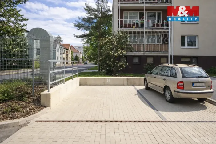 Prodej bytu 1+kk, Praha, Záveská, 32 m2