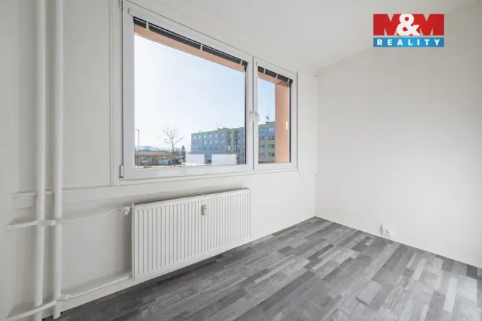 Prodej bytu 4+1, Volary, Sídl. Míru, 80 m2