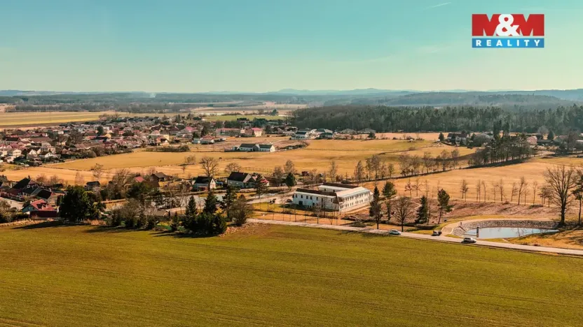 Prodej pole, Dubné - Křenovice, 2381 m2