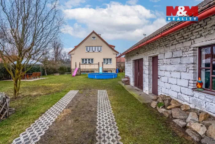 Prodej rodinného domu, Sokoleč, Švestková, 184 m2