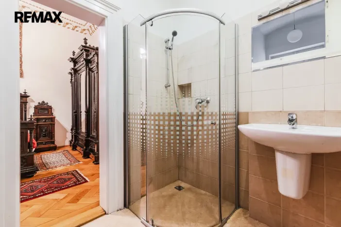 Pronájem kanceláře, Praha - Nové Město, Na Zderaze, 180 m2