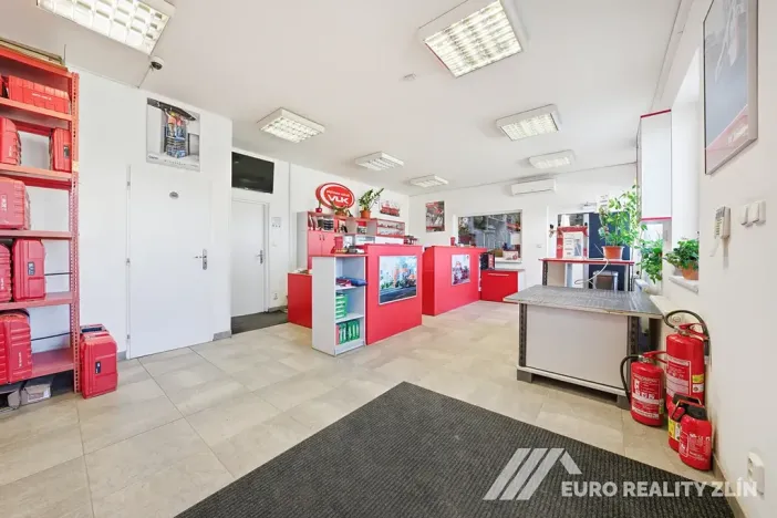 Prodej výrobních prostor, Zlín, Šrámkova, 643 m2