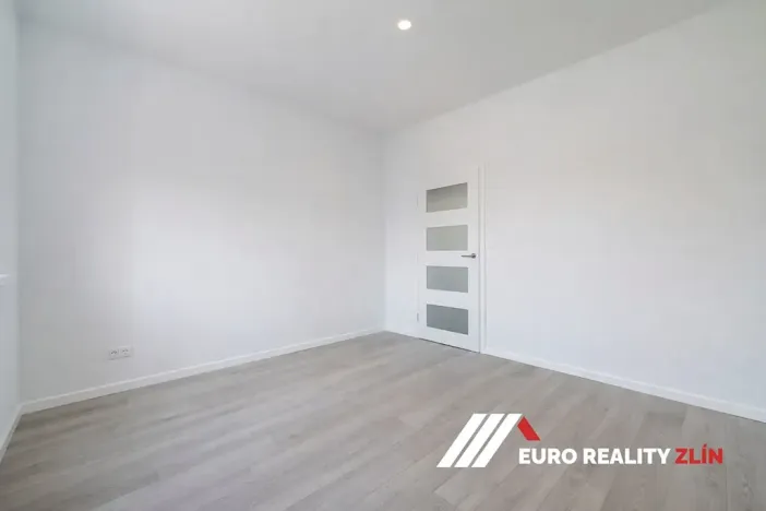 Prodej bytu 2+1, Zlín, Benešovo nábřeží, 56 m2