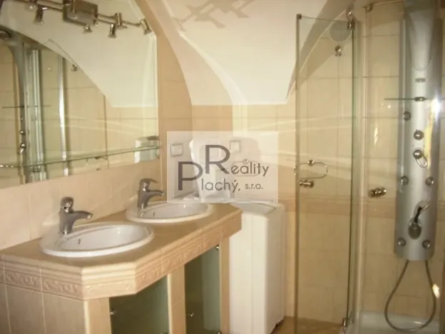 Pronájem bytu 3+kk, Znojmo, Obroková, 55 m2