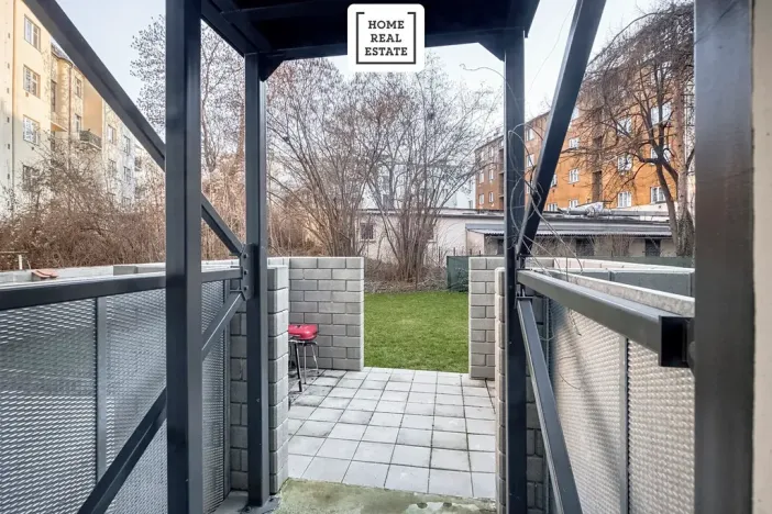 Prodej bytu 2+kk, Praha - Strašnice, Černokostelecká, 40 m2