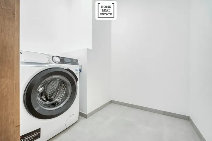 Pronájem bytu 2+kk, Praha - Vysočany, Kolbenova, 55 m2