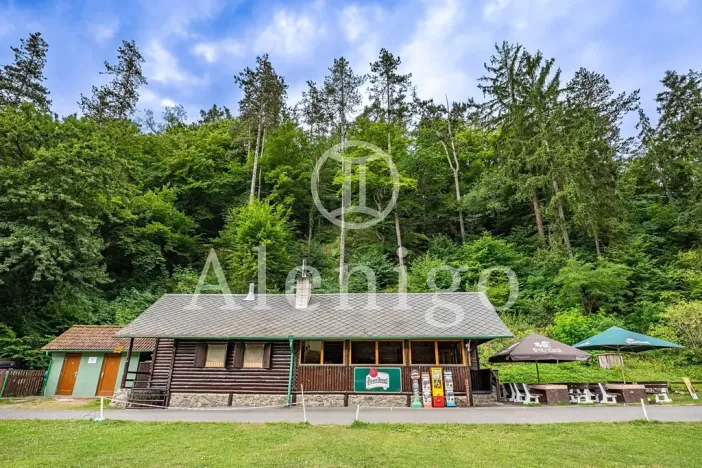 Prodej restaurace, Skryje, 124 m2