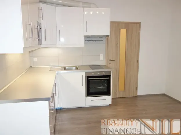 Pronájem bytu 1+kk, Plzeň, Na Chmelnicích, 27 m2