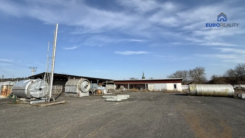 Prodej výrobních prostor, Erpužice - Blahousty, 10996 m2