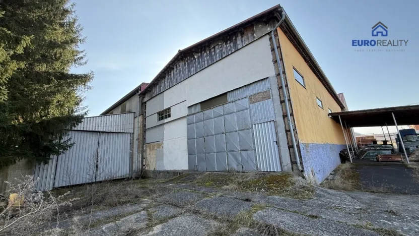 Prodej výrobních prostor, Erpužice - Blahousty, 10996 m2