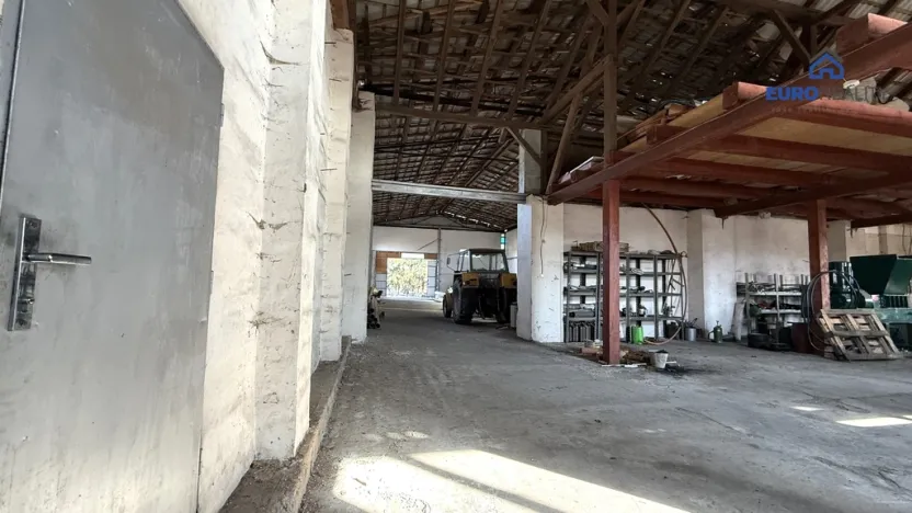 Prodej výrobních prostor, Erpužice - Blahousty, 10996 m2