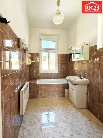 Prodej bytu 2+1, Mariánské Lázně, Lužická, 70 m2