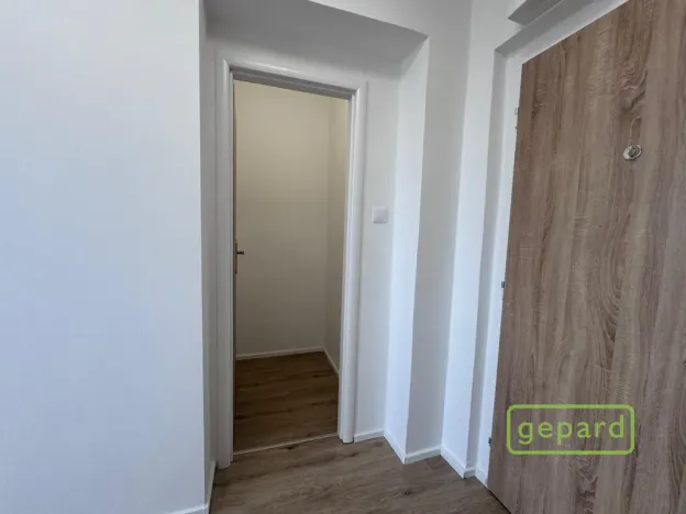 Pronájem bytu 1+kk, Sedlčany, Na Severním sídlišti I, 35 m2