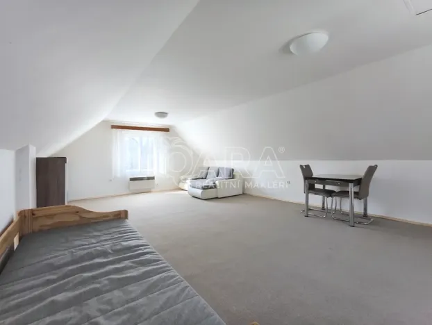 Pronájem rodinného domu, Olbramovice - Olbramovice Ves, 118 m2