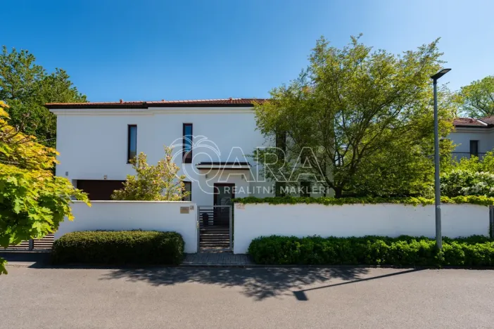 Prodej rodinného domu, Statenice, Zelená, 285 m2