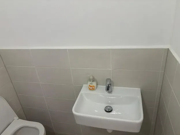 Pronájem garáže, Hluboká nad Vltavou, Vltavská, 80 m2