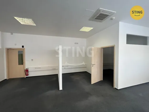 Pronájem kanceláře, Ostrava, Dlouhá, 244 m2