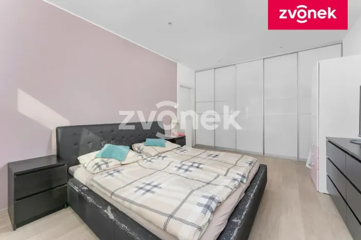 Prodej bytu 2+1, Zlín, Dukelská, 56 m2