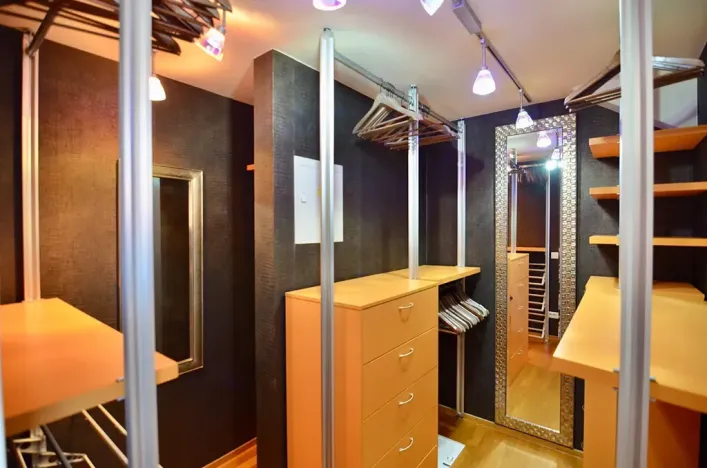 Prodej bytu 6+kk a větší, Praha - Karlín, Šaldova, 194 m2