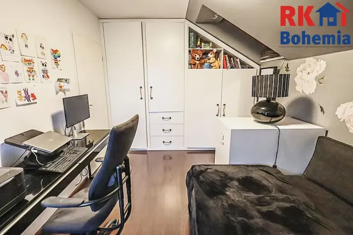 Prodej rodinného domu, Praha - Újezd nad Lesy, Lutínská, 18 m2