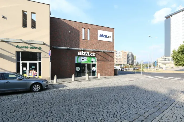 Pronájem obchodního prostoru, Chomutov, Žižkovo náměstí, 270 m2