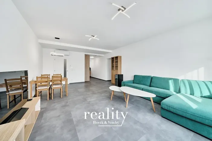 Pronájem bytu 3+kk, Znojmo, Hrušňová, 80 m2