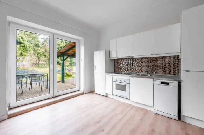 Prodej rodinného domu, Praha - Kobylisy, Sedlecká, 200 m2