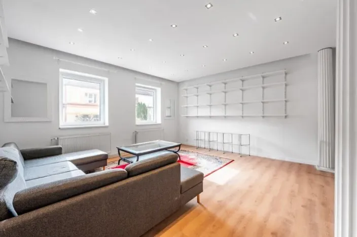 Prodej rodinného domu, Praha - Kobylisy, Sedlecká, 200 m2