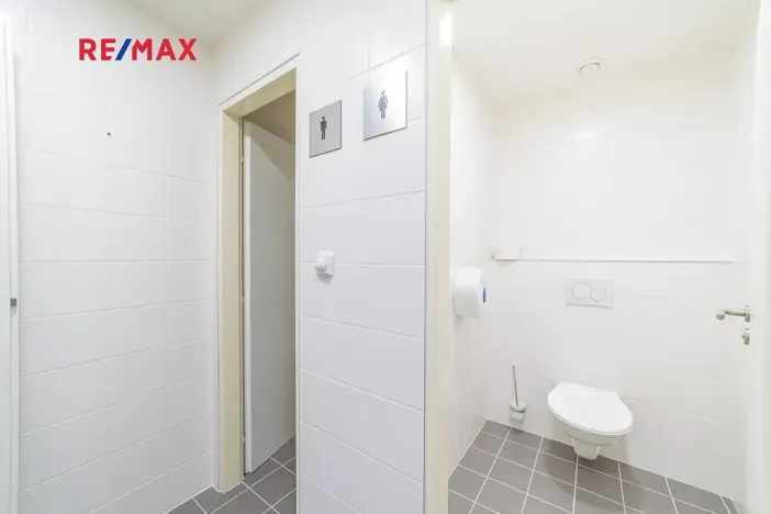 Prodej obchodního prostoru, Králíky, 5. května, 519 m2