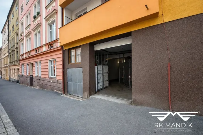 Pronájem skladu, Praha - Libeň, Braunerova, 50 m2
