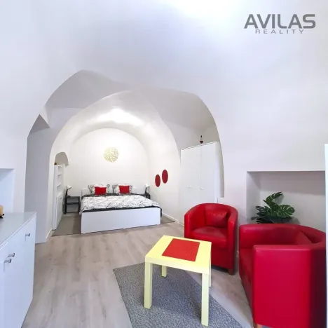 Pronájem bytu 2+kk, Benešov, Masarykovo náměstí, 44 m2