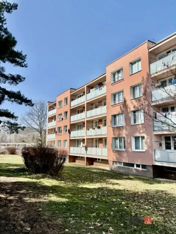 Pronájem bytu 2+kk, Jince, Zborovská, 45 m2