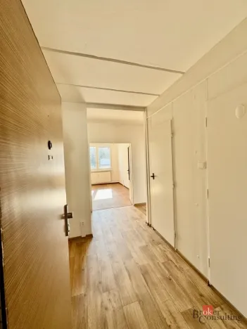 Pronájem bytu 2+kk, Jince, Zborovská, 45 m2