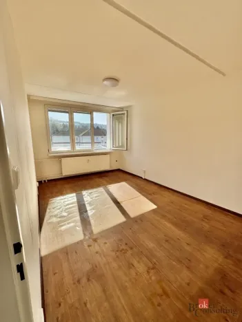 Pronájem bytu 2+kk, Jince, Zborovská, 45 m2