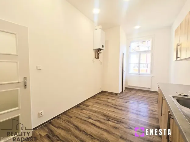 Pronájem bytu 1+1, Praha - Nusle, Boleslavova, 46 m2