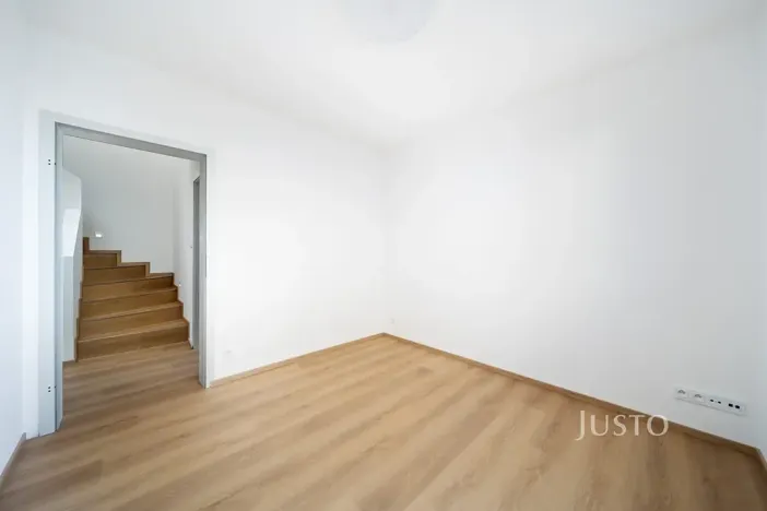 Pronájem rodinného domu, Boršov nad Vltavou, Severní, 121 m2