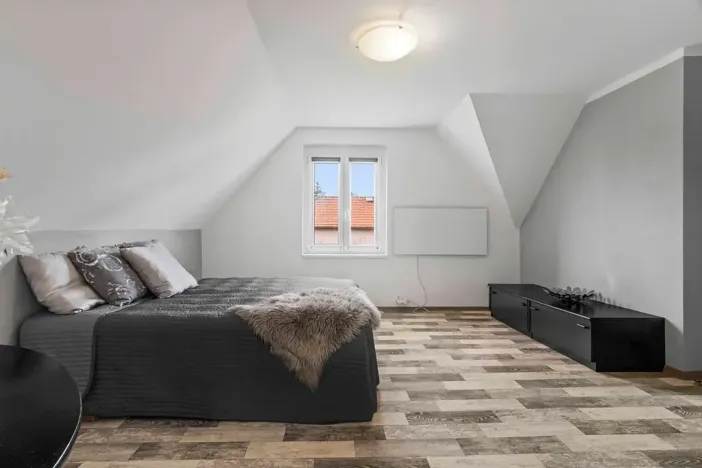 Prodej rodinného domu, Praha - Újezd nad Lesy, Klešická, 100 m2