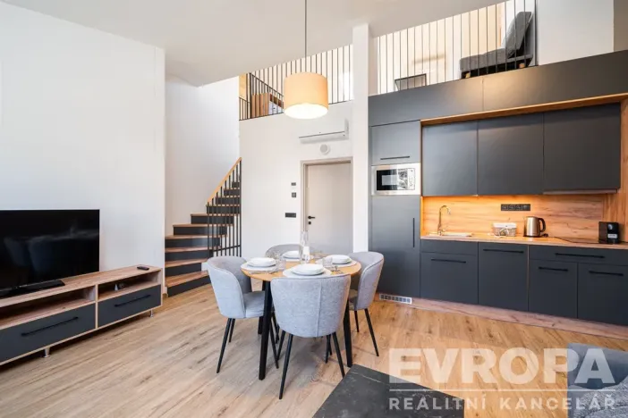 Prodej bytu 2+kk, Černý Důl, 78 m2