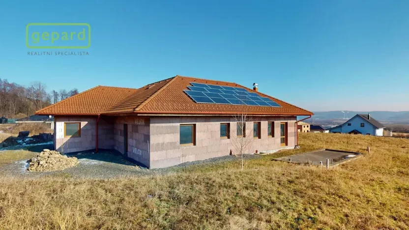 Prodej rodinného domu, Krupka - Unčín, Polní, 200 m2